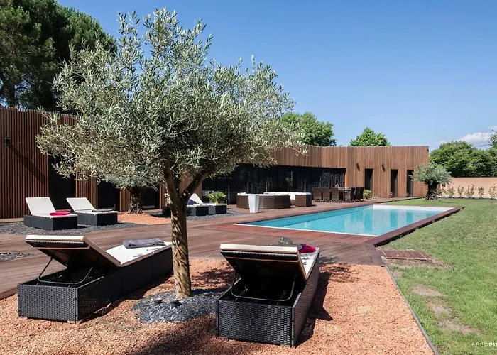 Le Pakok Bed & Breakfast