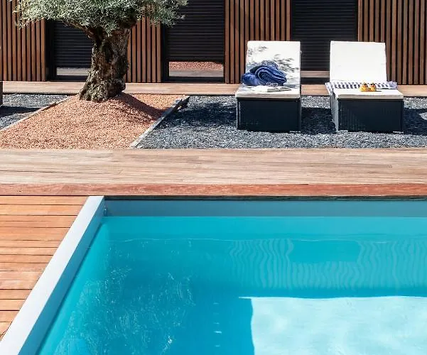 Le Pakok Bed & Breakfast