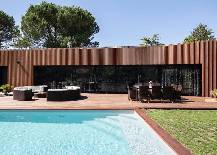 Le Pakok Bed & Breakfast 3*